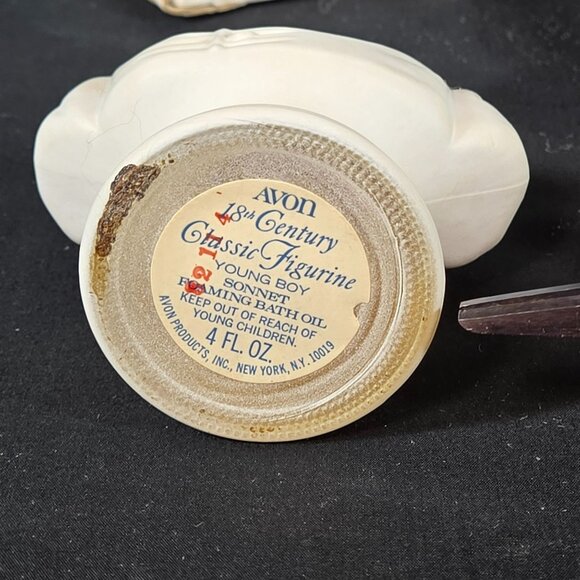 Vtg 70s Avon Bottle 18th Century Classic Figurine Young Boy Bust -Display Only - Picture 10 of 15